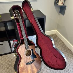 Taylor Custom 224ce-K DLX model guitar