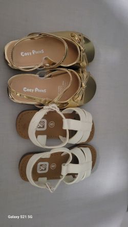 Girls shoes
