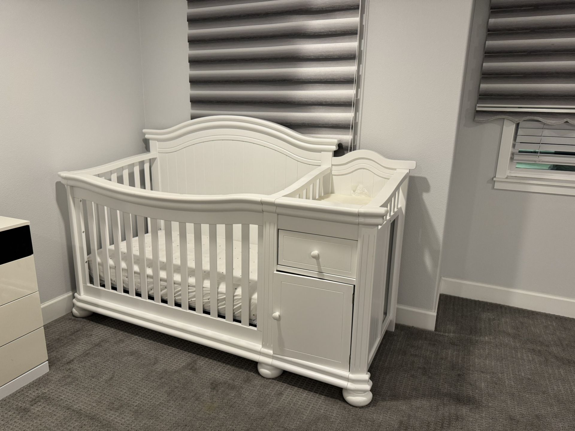 Baby Crib With Mattress