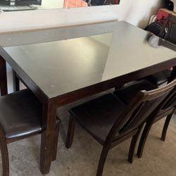 Dining Sets 