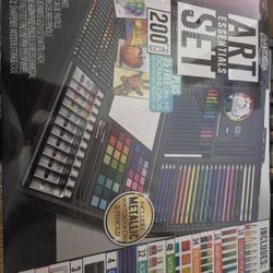 Art Essetials Set
