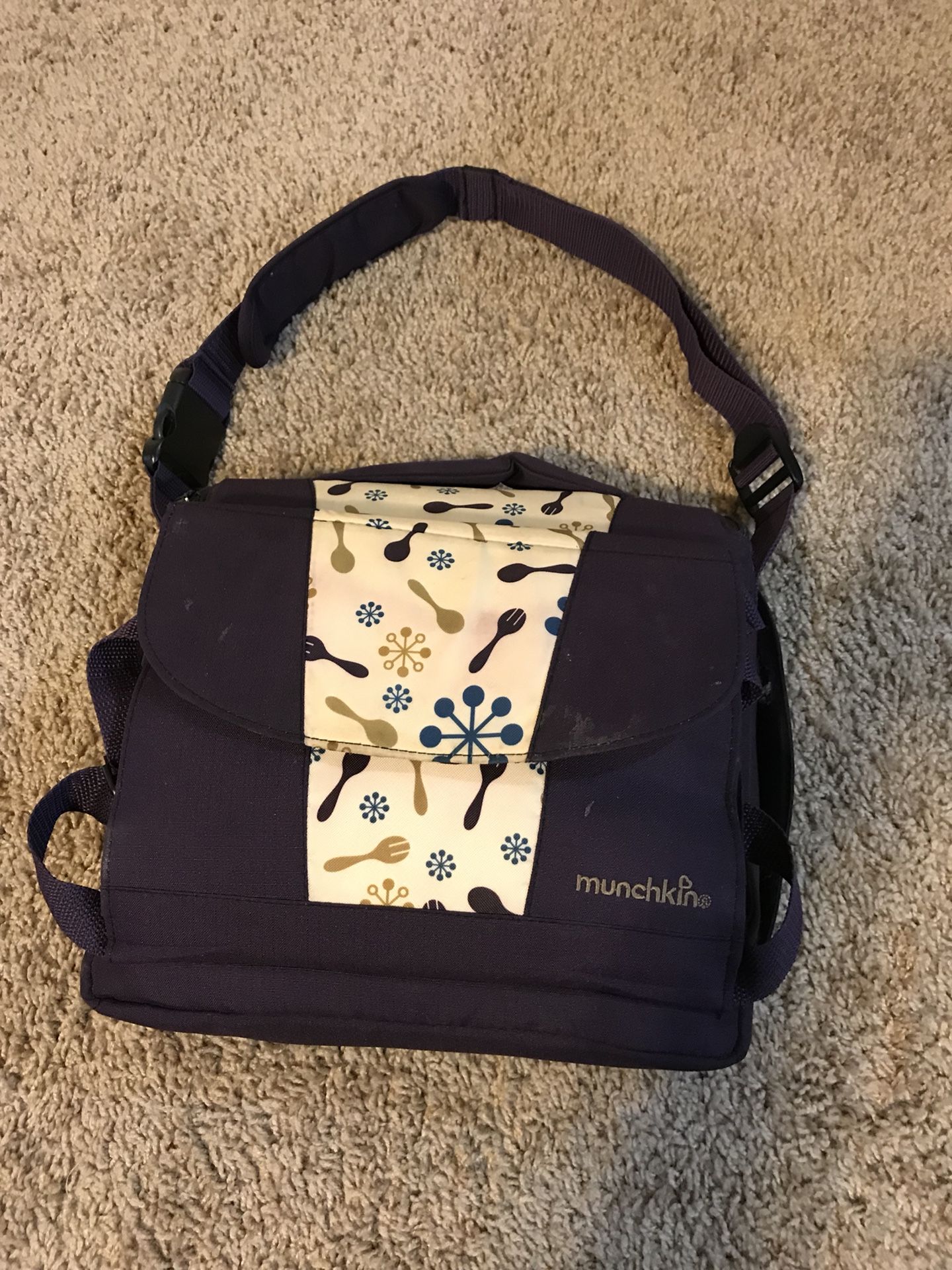 Munchkin Booster Seat with Storage