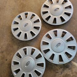 Crown vic 2024 p71 hubcaps