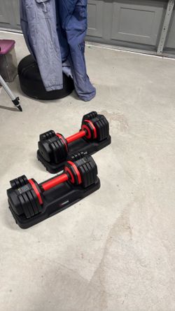 Adjustable dumbbells