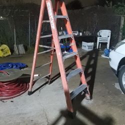 6 Foot Fiberglass Wener Ladder 