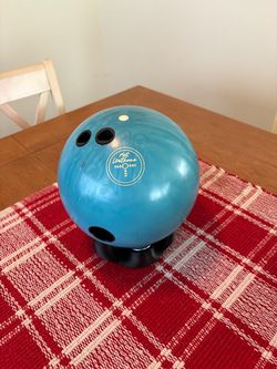 Hammer Blue Pearl Not Urethane Bowling Ball