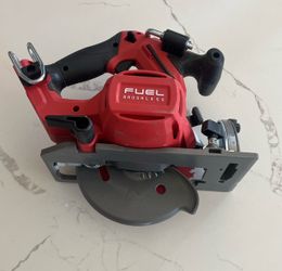Milwaukee Skill Saw