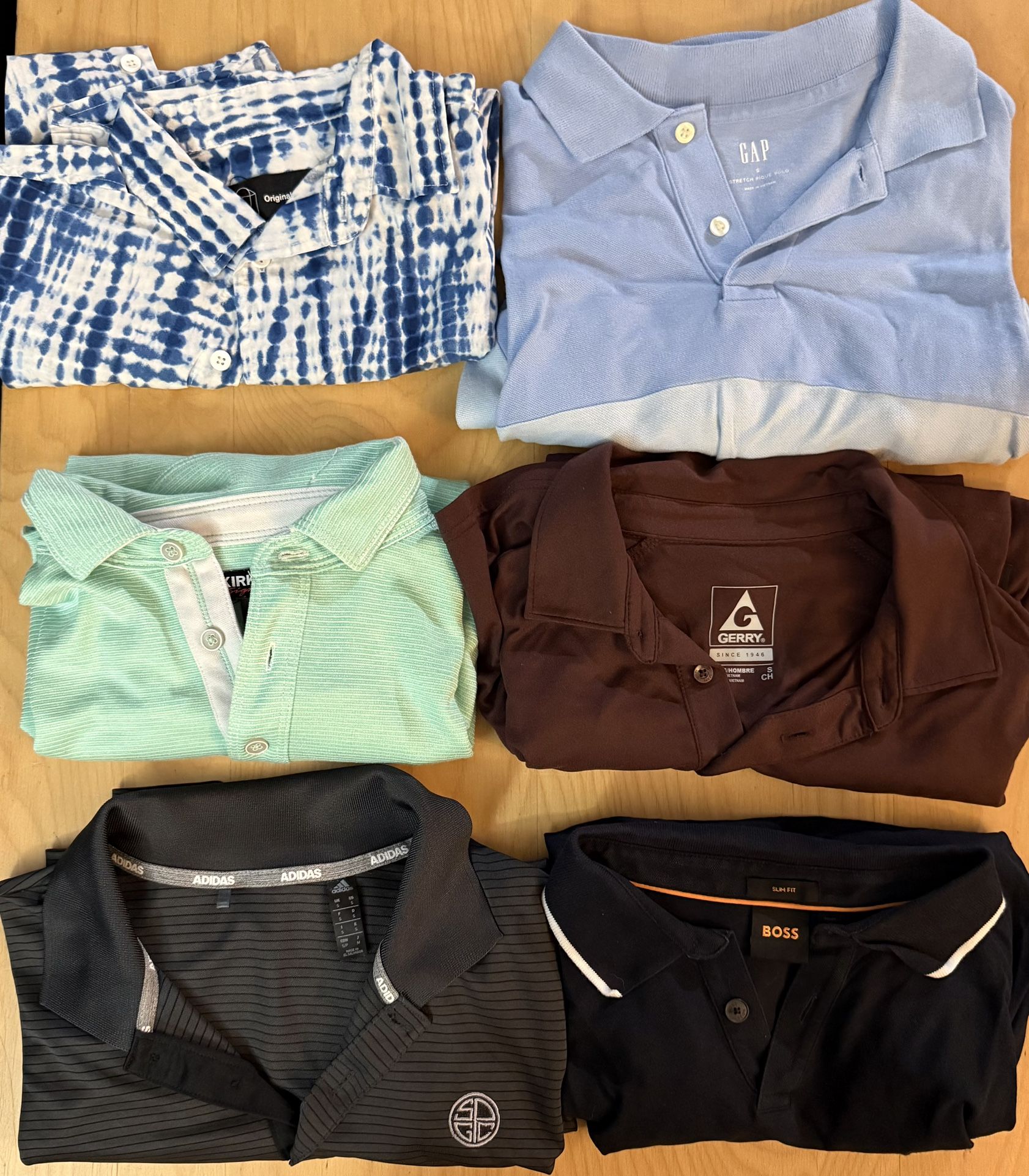 Men’s teens tween polo style tops or button  down size small