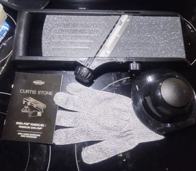 Curtis Stone Hand Slicer