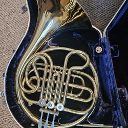 French Horn  CONN USA with mouthpiece 