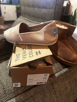 Brand new TOMs women shoes
