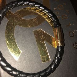 GoldGods Black Bracelet