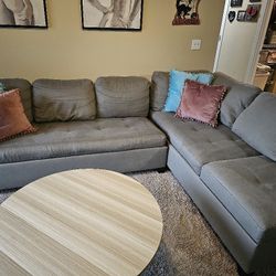 Sectional With Pullout Bed