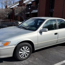 2000 Toyota Camry