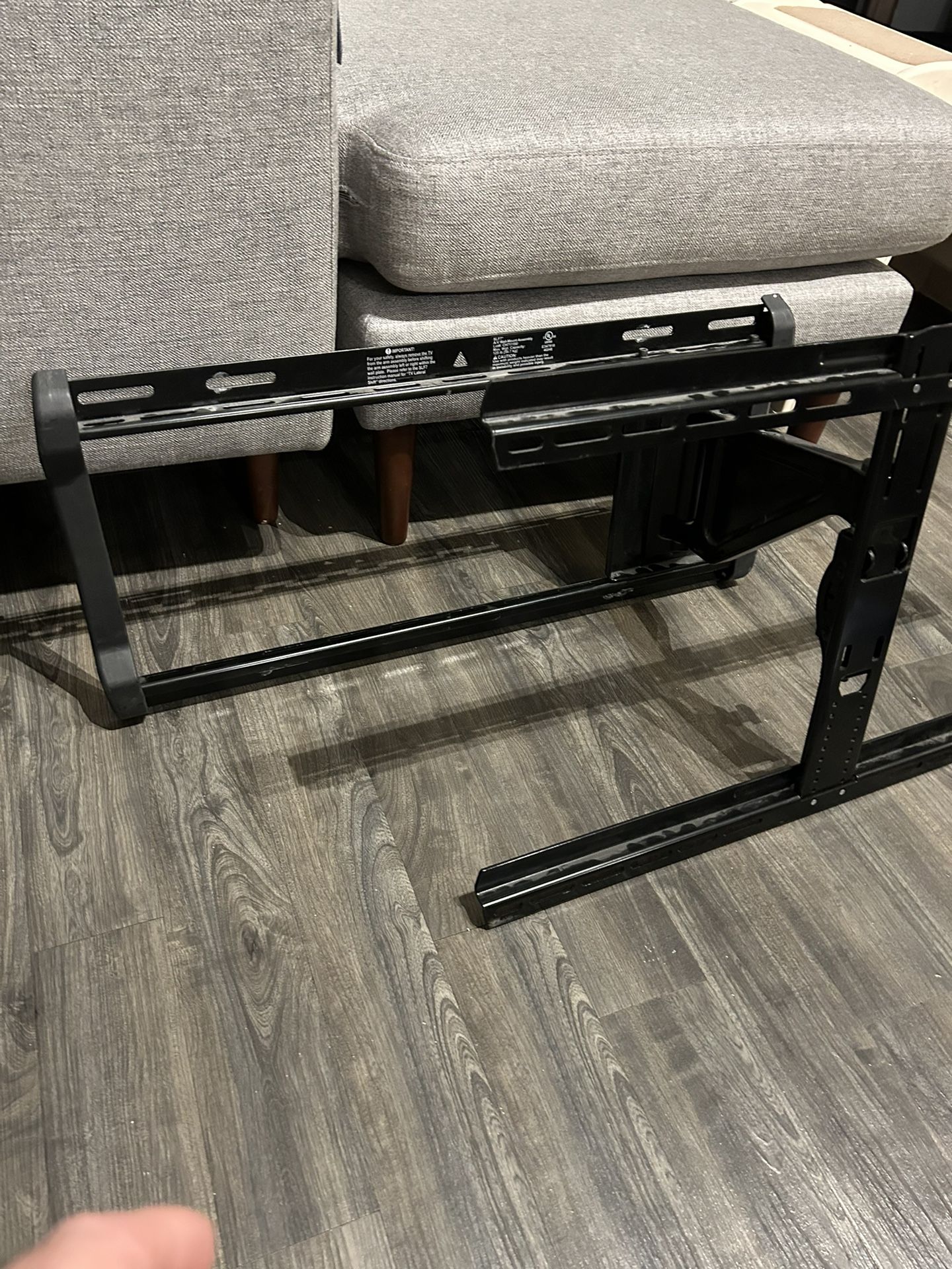 Full Motion TV Wall Mount For Large TV