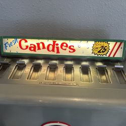 BLOWOUT***** TODAY ONLY!! By 2pm $200!! CHEAP!!!  1950s VINTAGE CANDY or cigarette machine.