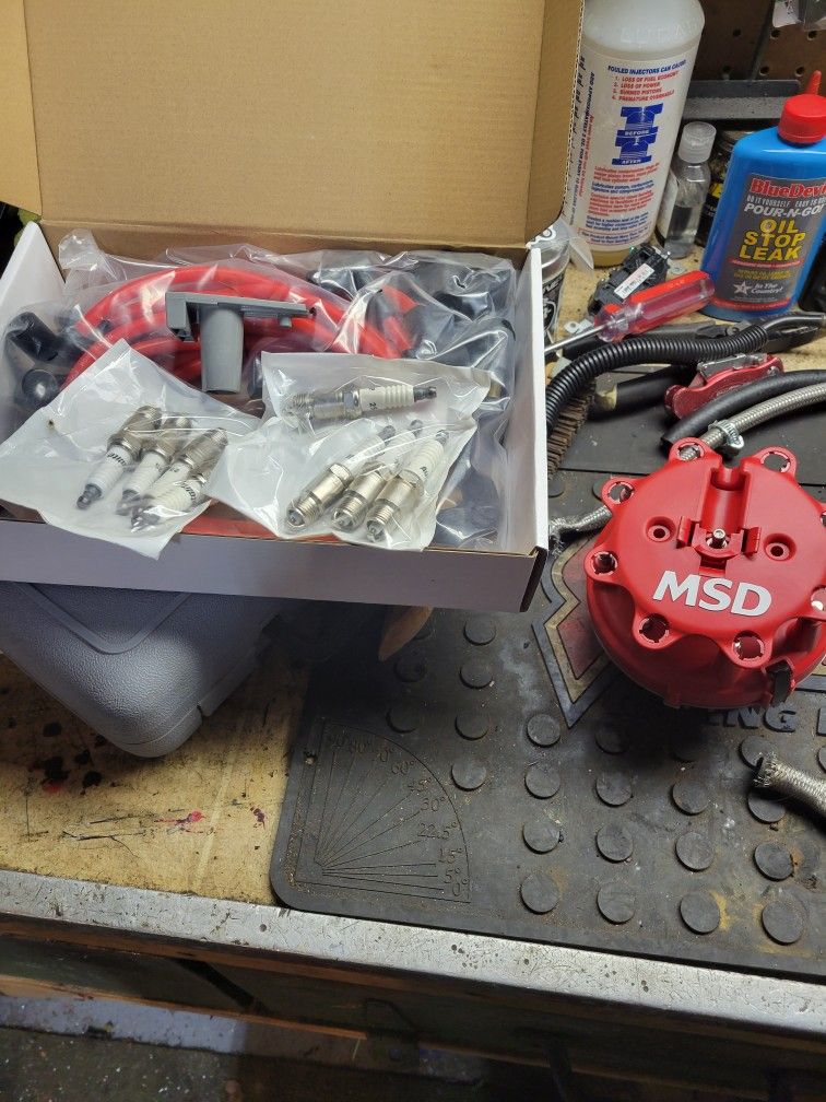 New Plugs Wires N Cap N Roter Ford Mustang 50