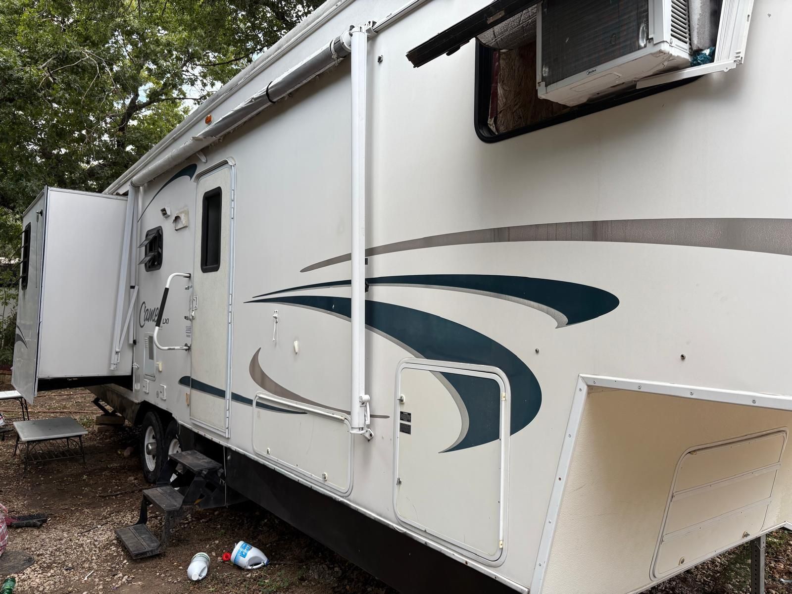 RV 2001 for Sale in Leander, TX - OfferUp