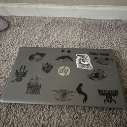 HP pavilion 15t-cc000, intel core 17, 7th gen. Touchscreen 15.6 inches 