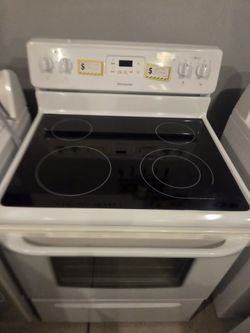 Frigidaire Smoothtop (Only One Year Old)
