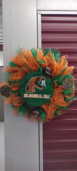 Famu Wreath 