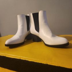 White Boots 