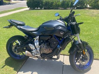2015 Yamaha FZ07  With Low Miles