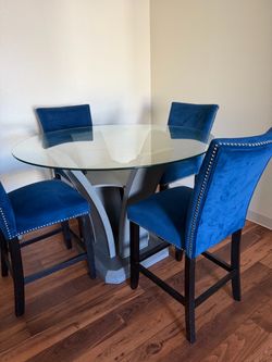 Round Glass Top Dining Table with 4 Chairs