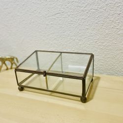 Charming Jewelry Trinket Keepsake Display Box Brass Glass Footed Curio✨