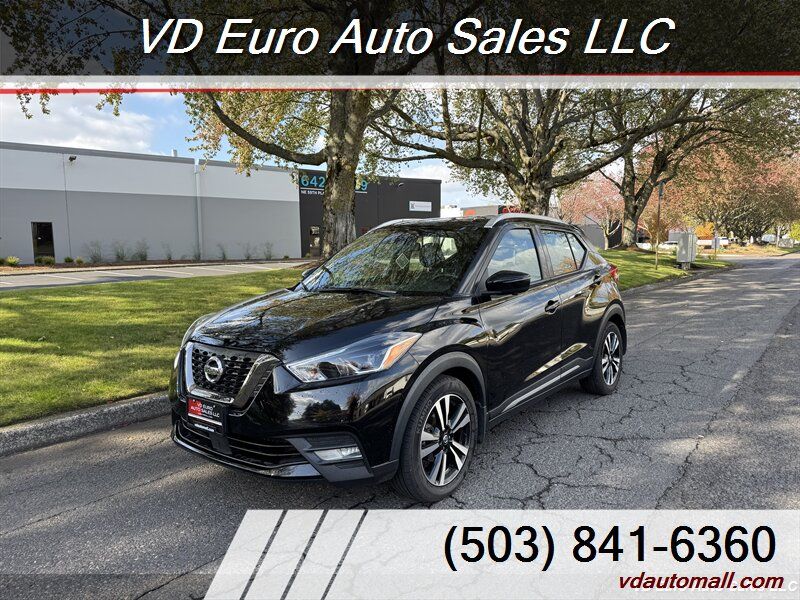 2020 Nissan Kicks SR