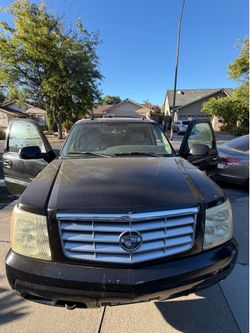 2003 Cadillac Escalade