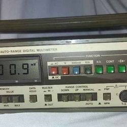 Vintage RadioShack Micronta 22-195 Benchtop Digital Multimeter 