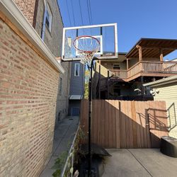Basketball Hoop (portable)
