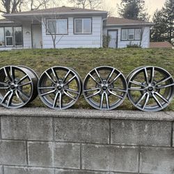 2017 Ford Mustang Wheels 