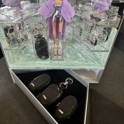 Bratz Gentle Monster Doll  And Glasses 