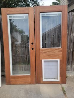 Mahogany double doors 32x79 w Doggy Door