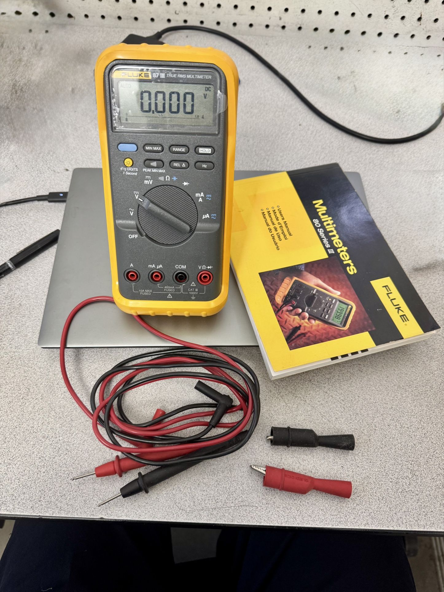 True Rms Multimeter 87 Fluke True-rms Multimeter 87 III for Sale in Los Angeles, CA - OfferUp