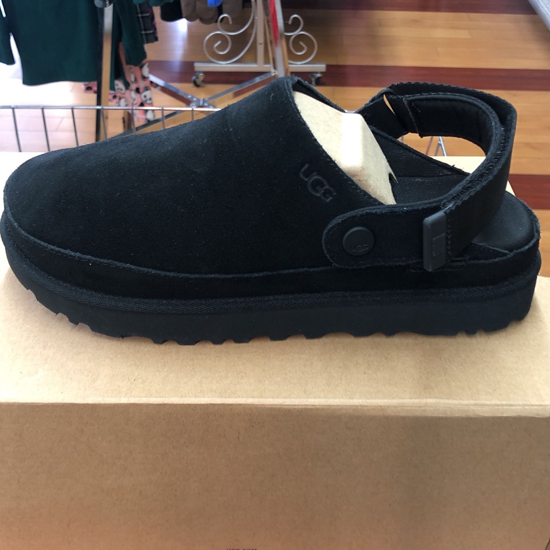 Uggs Brand New