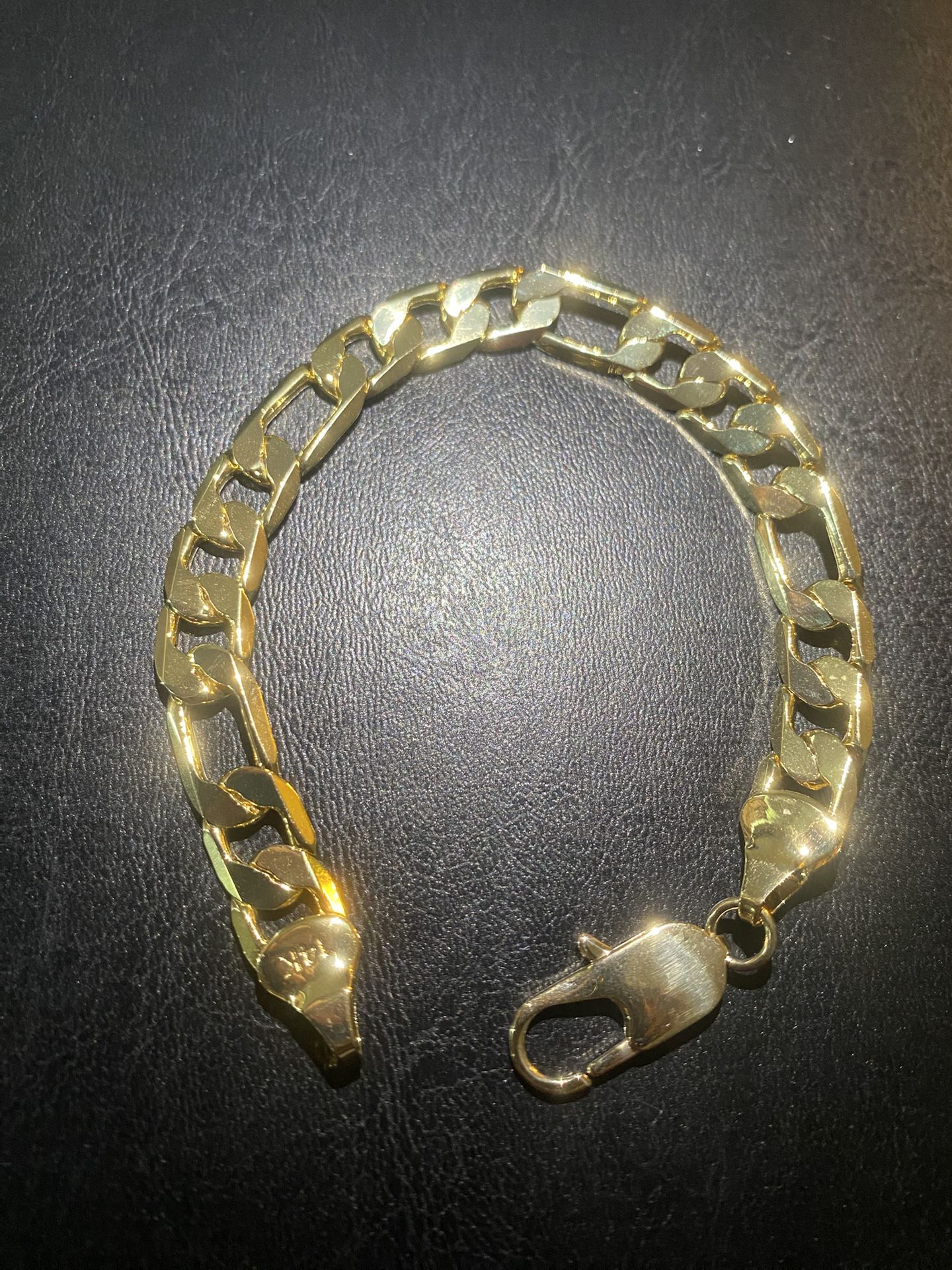 14K Stamped Gold Bracelet Figaro 10MM 8IN