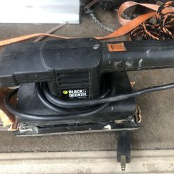 Black And Deck Sander 1.6 Amp 15000 Opm 