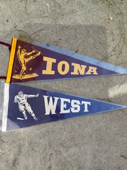 Early 1920s Football pennant