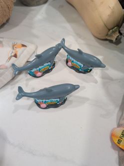 3 pieces Flipper the dolphin cake topper
