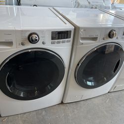 Lg Washer And Dryer Set 
