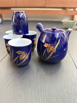 Japanese teapot and cups vintage
