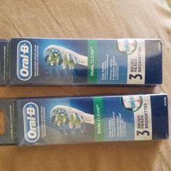 Oral-B Dual Clean Replacement Brush Heads