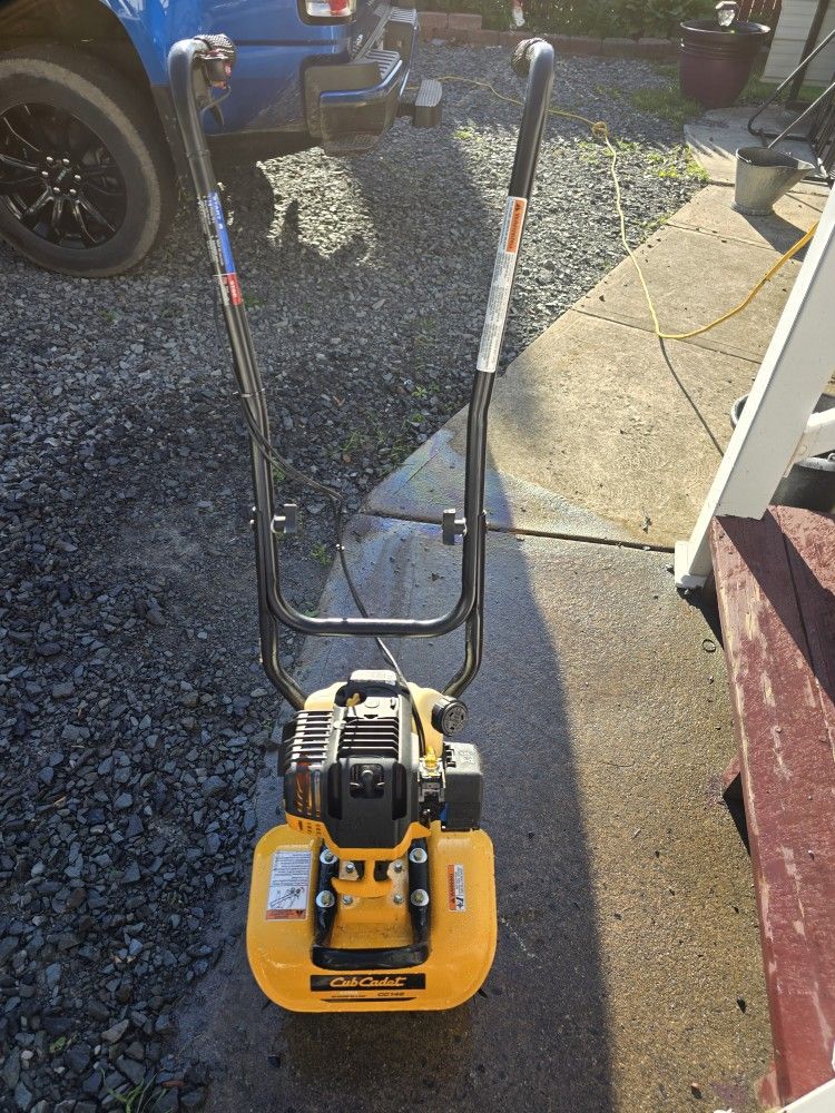Cub Cadet 4 Cycle Tiller