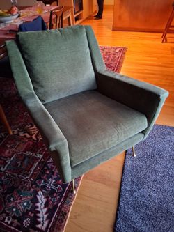 West Elm Carlo Mid Century modern arm Chair Green, Like New condition