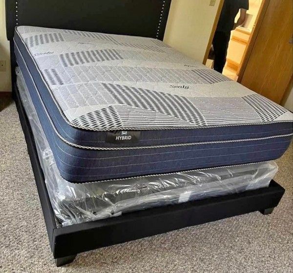 NEW - (Not Used!) Queen and King Mattresses for 50-80% OFF