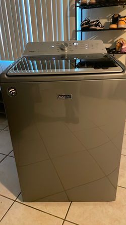 MAYTAG WASHING MACHINE