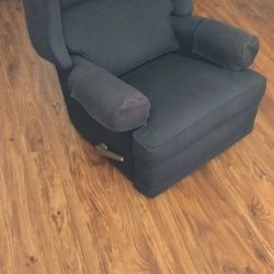 Sofa and Recliner For Sale 